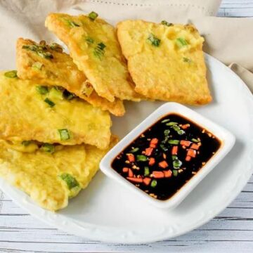 Makanan kas Indonesia yang berasal dari kota Banyumas Jawa Tengah